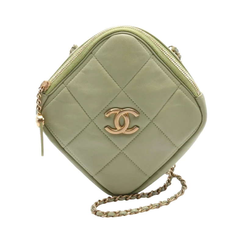 Chanel Matelassé  Leather Shoulder Bag (Pre-Owned)