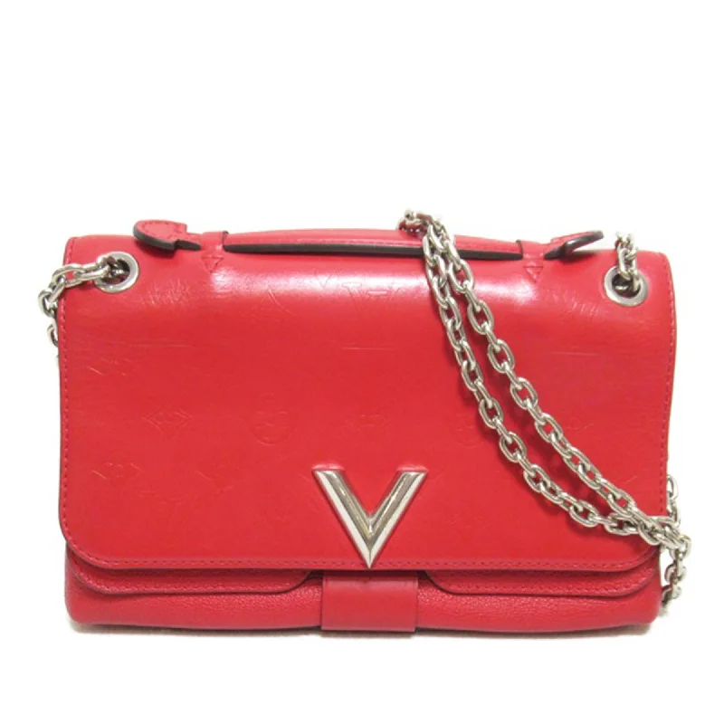 Louis Vuitton Monogram Cuir Plume Ecume Very Chain Bag (SHG-c9RARW)