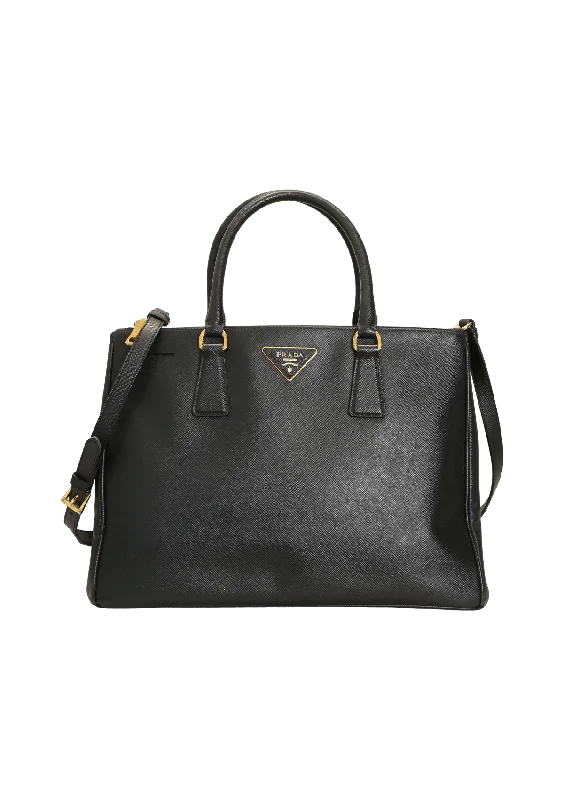 MEDIUM SAFFIANO LUX DOUBLE ZIP GALLERIA